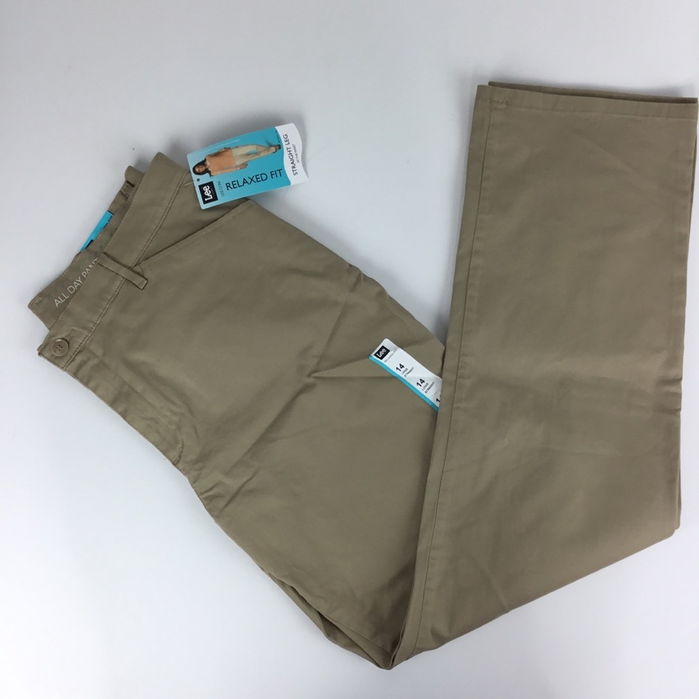 NWT Lee relaxed fit straight leg khaki pants 14L